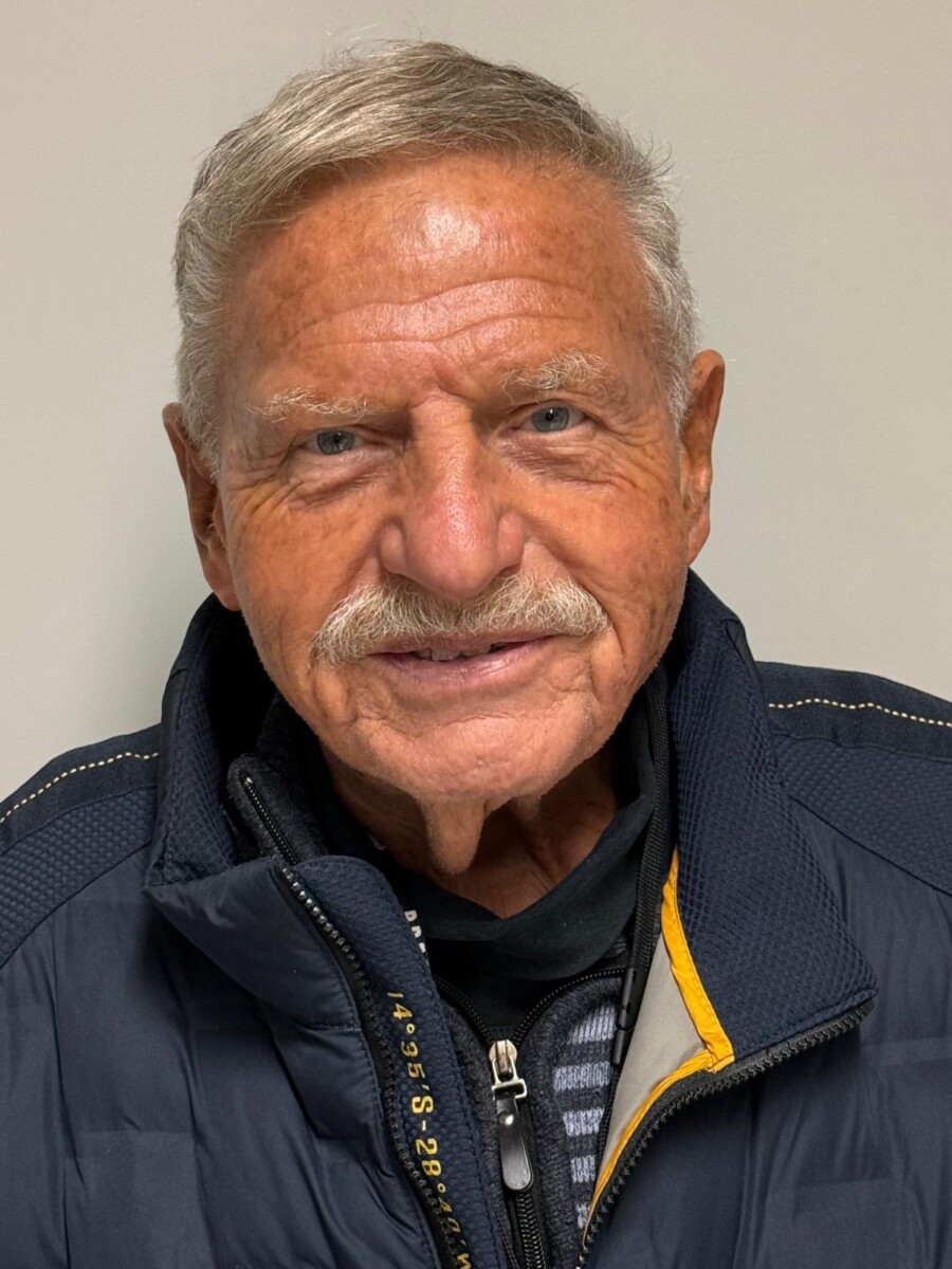 Helmut Puchebner